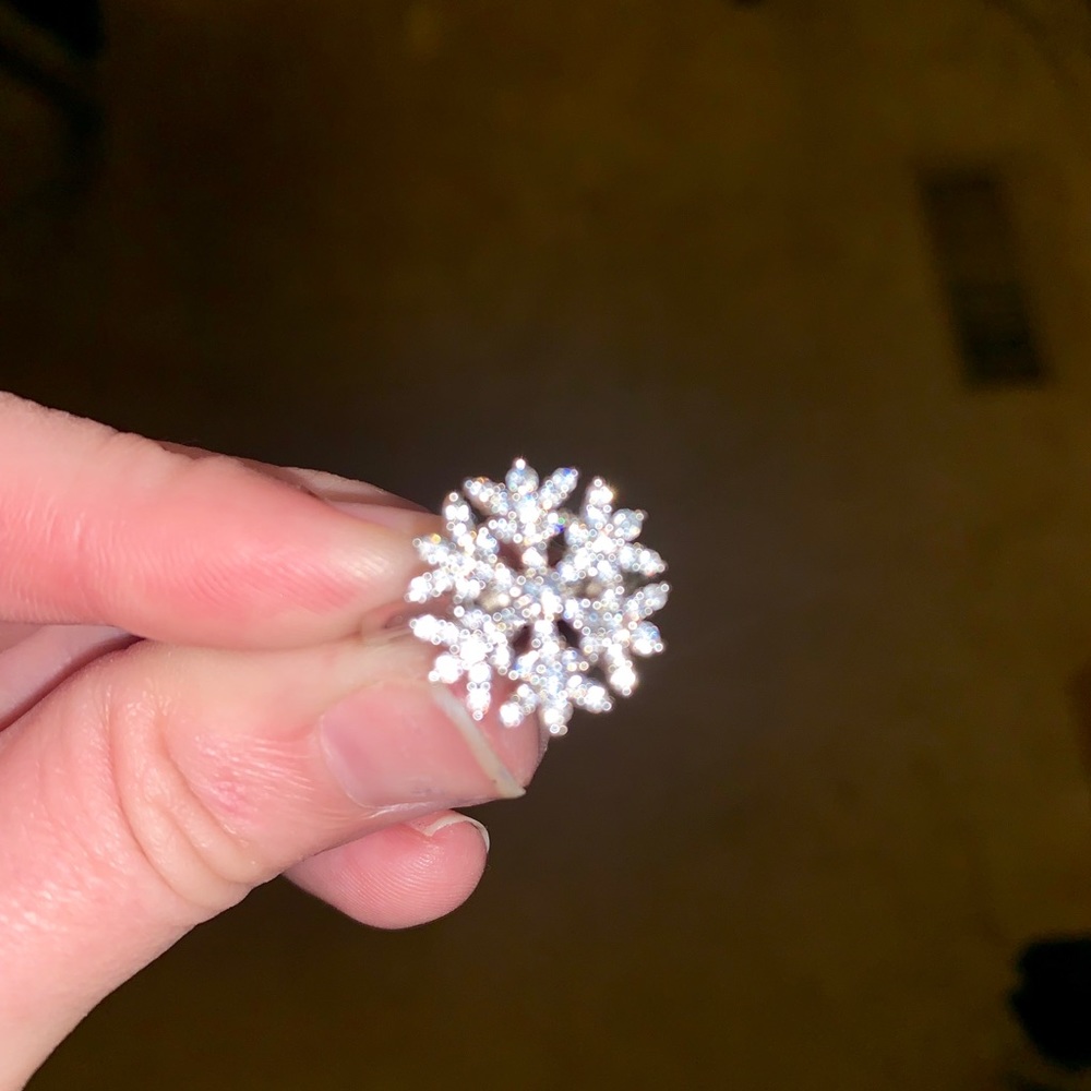 Silver Snowflake CZ Ring Size 8